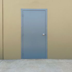 2040mm High x 700-750mm Wide